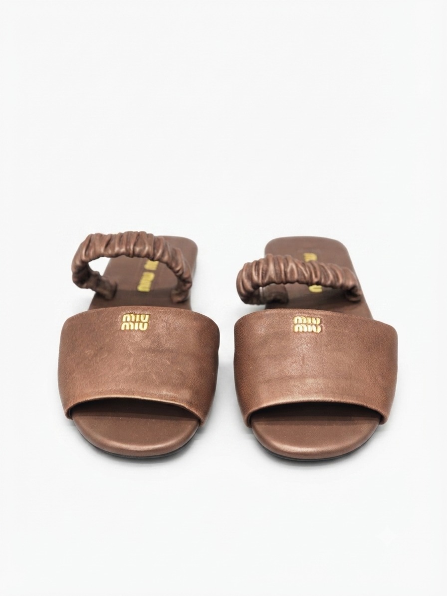 SILPPER MIU MIU