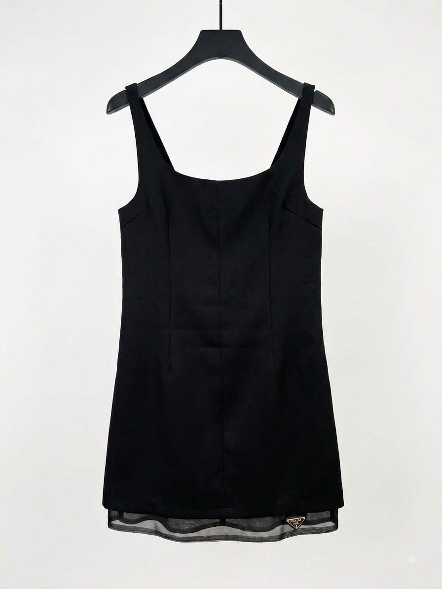 Dress PRADA Black cut
