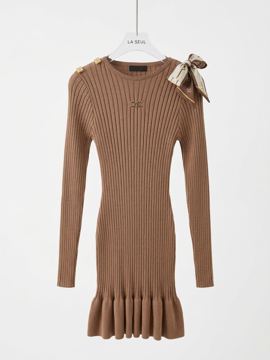 Knit dress beige with scarf
