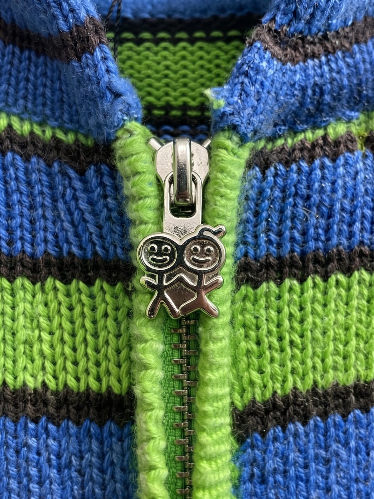 Sweat shirt green strip - Image 2