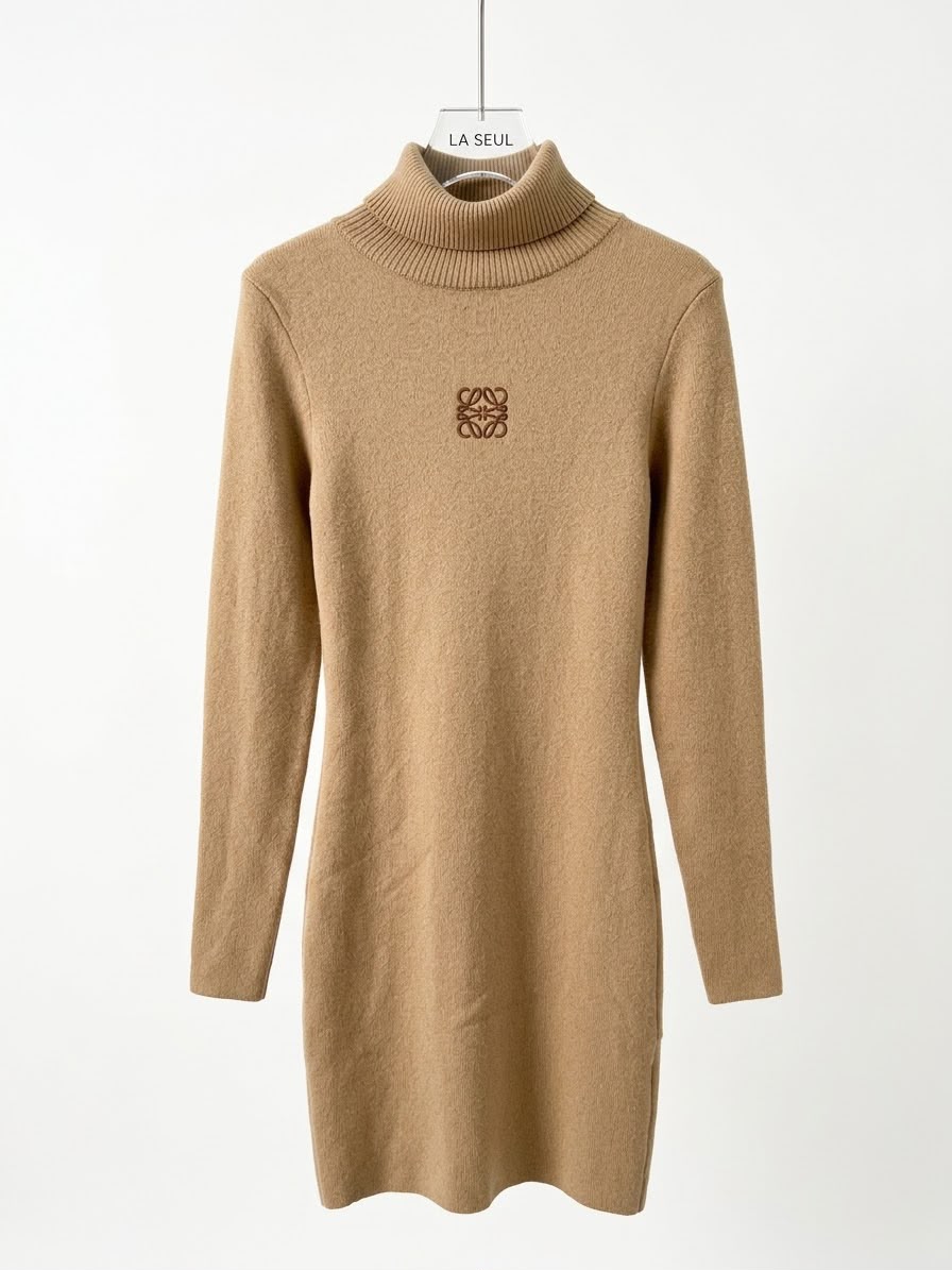 Long-sleeved beige Loewe - Image 2
