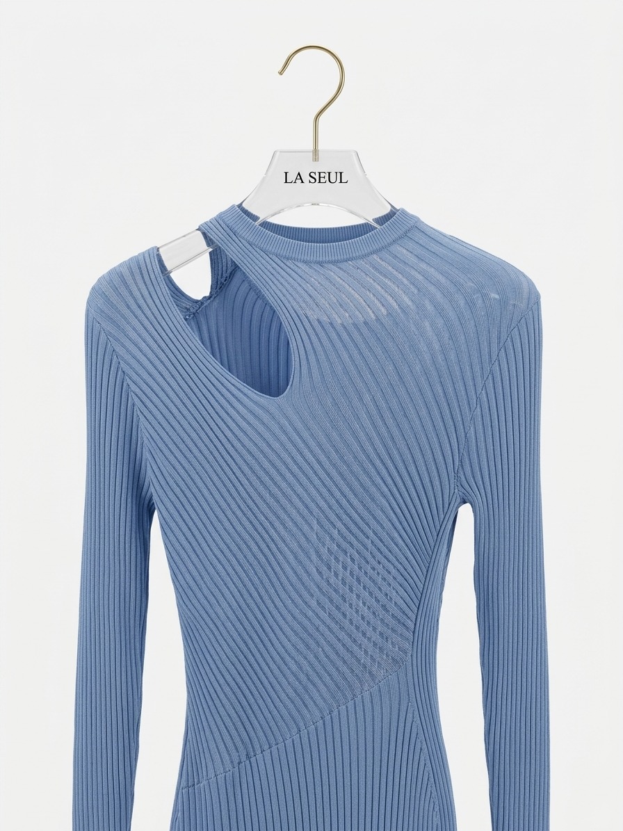 Dress fitted light blue - Image 2