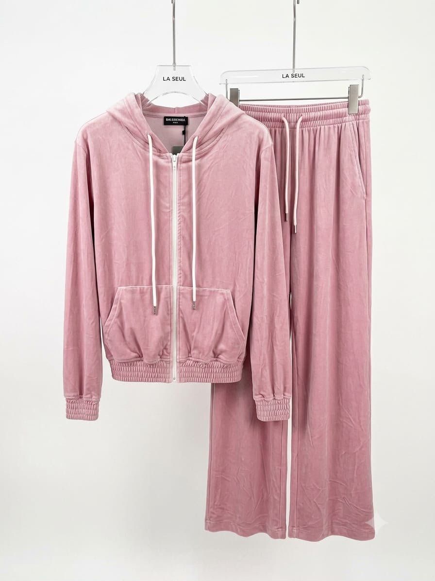 Pink Balenciaga suit - Image 2