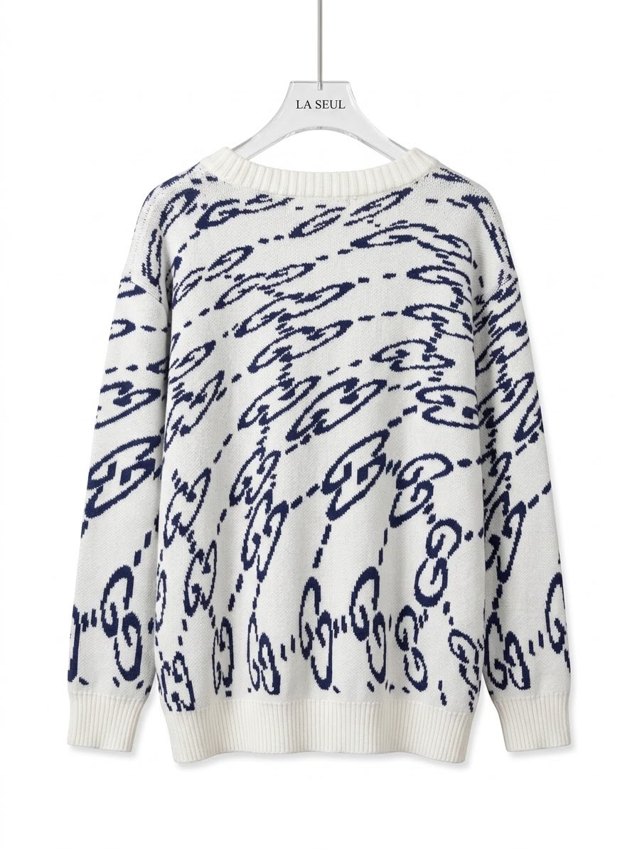 Gucci knit sweater White with a distorted navy blue GG monogram pattern - Image 1
