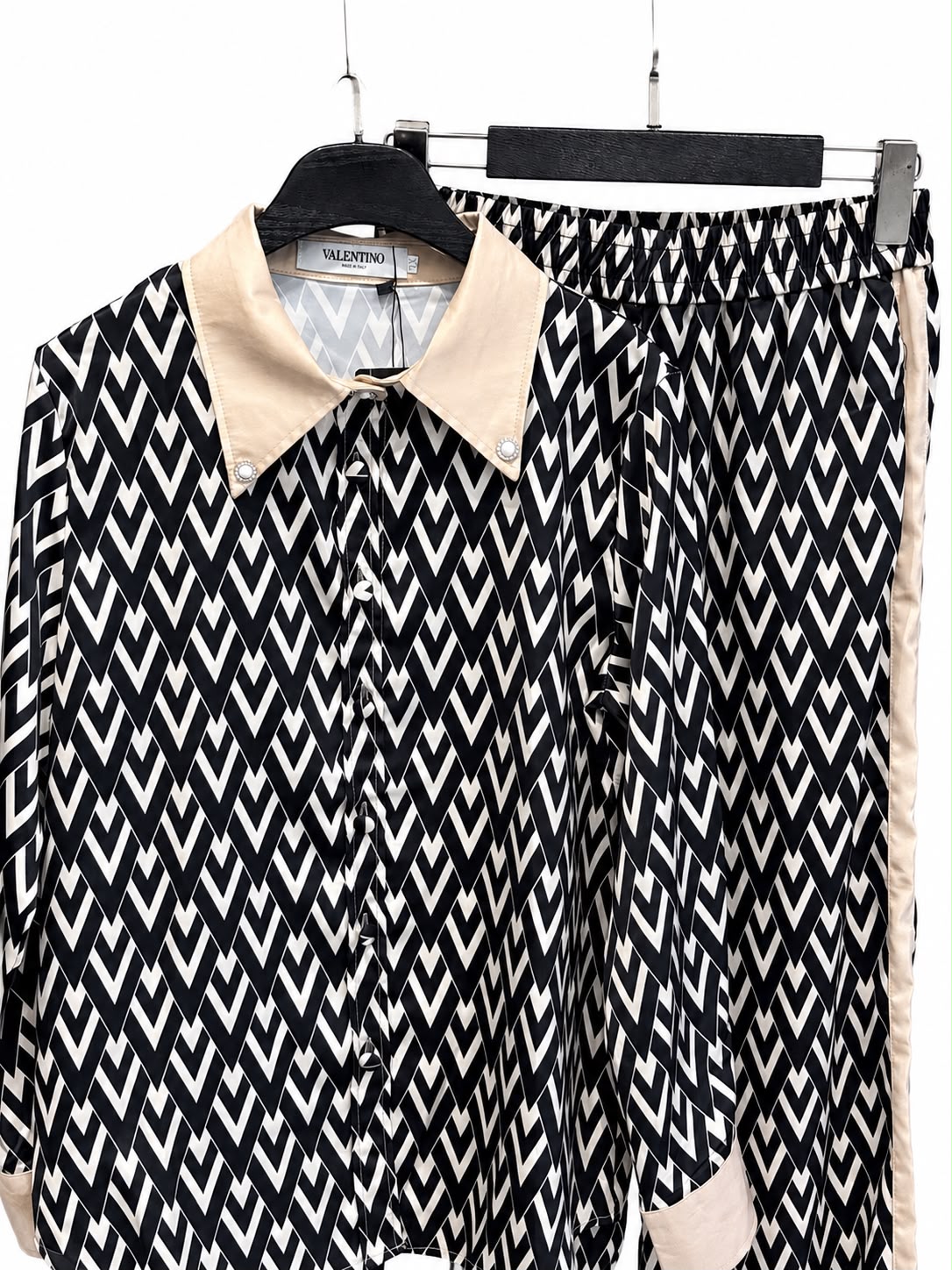 Suit valentino full cover - Image 1