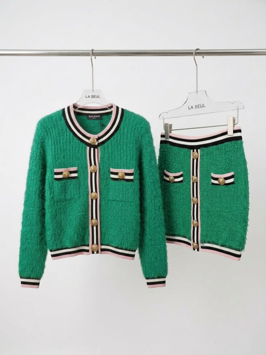 Green Balmain suit with a skirt - Image 2