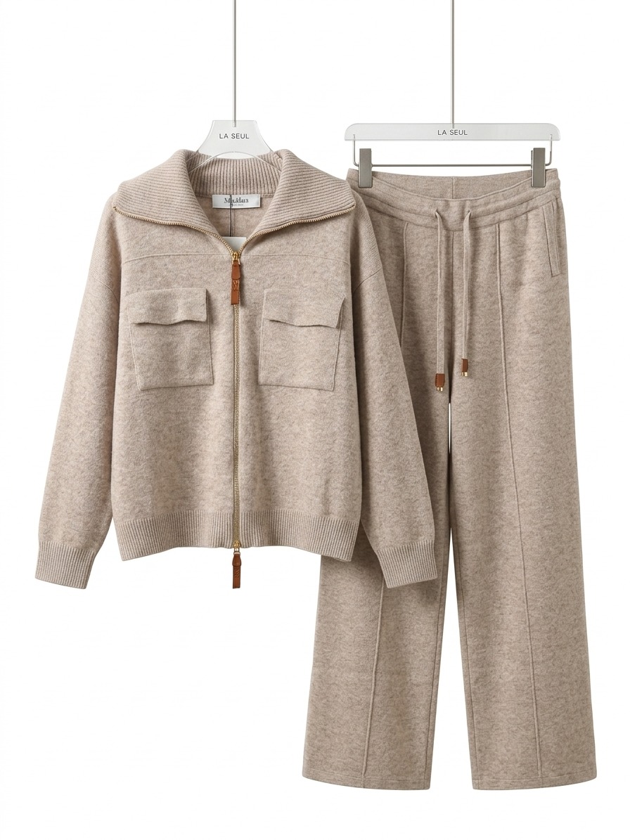 Track suit knit beige zip - Image 1