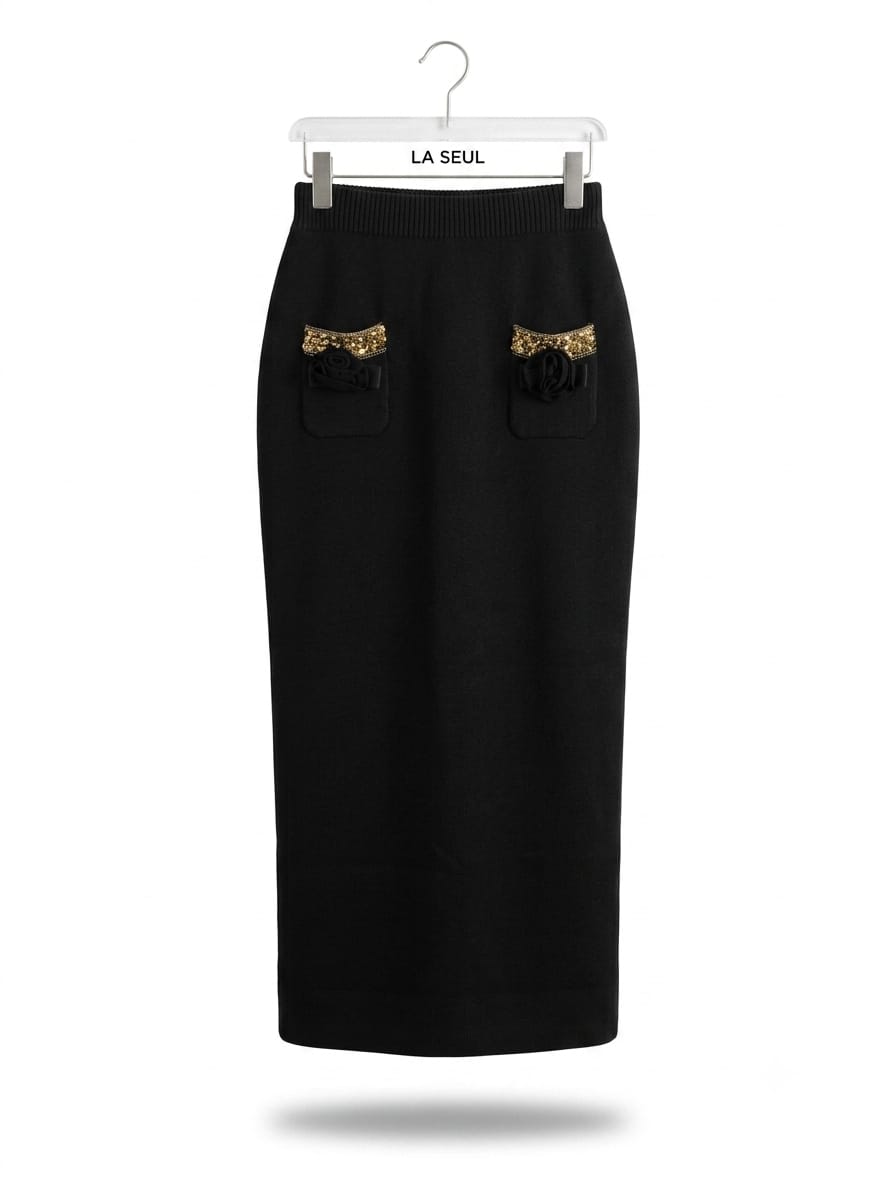 Black suit with a black skirt balmain - Image 1