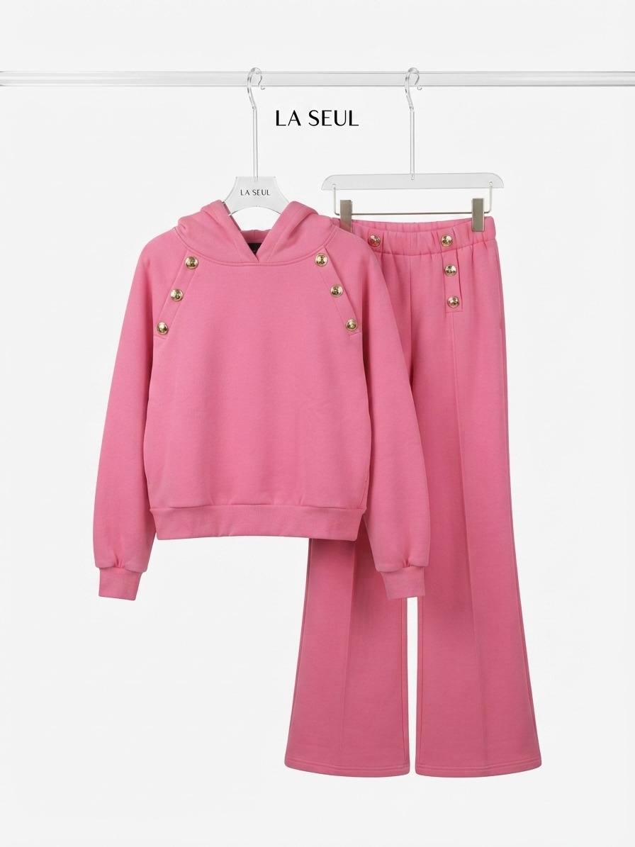 Pink Balmain suit - Image 2