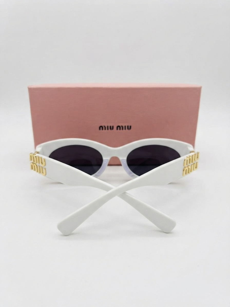 Sun glass miu miu white - Image 1