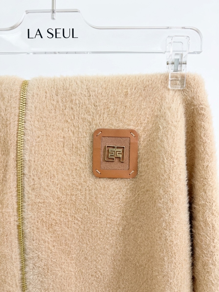 Jacket beige fur high neck zip - Image 2