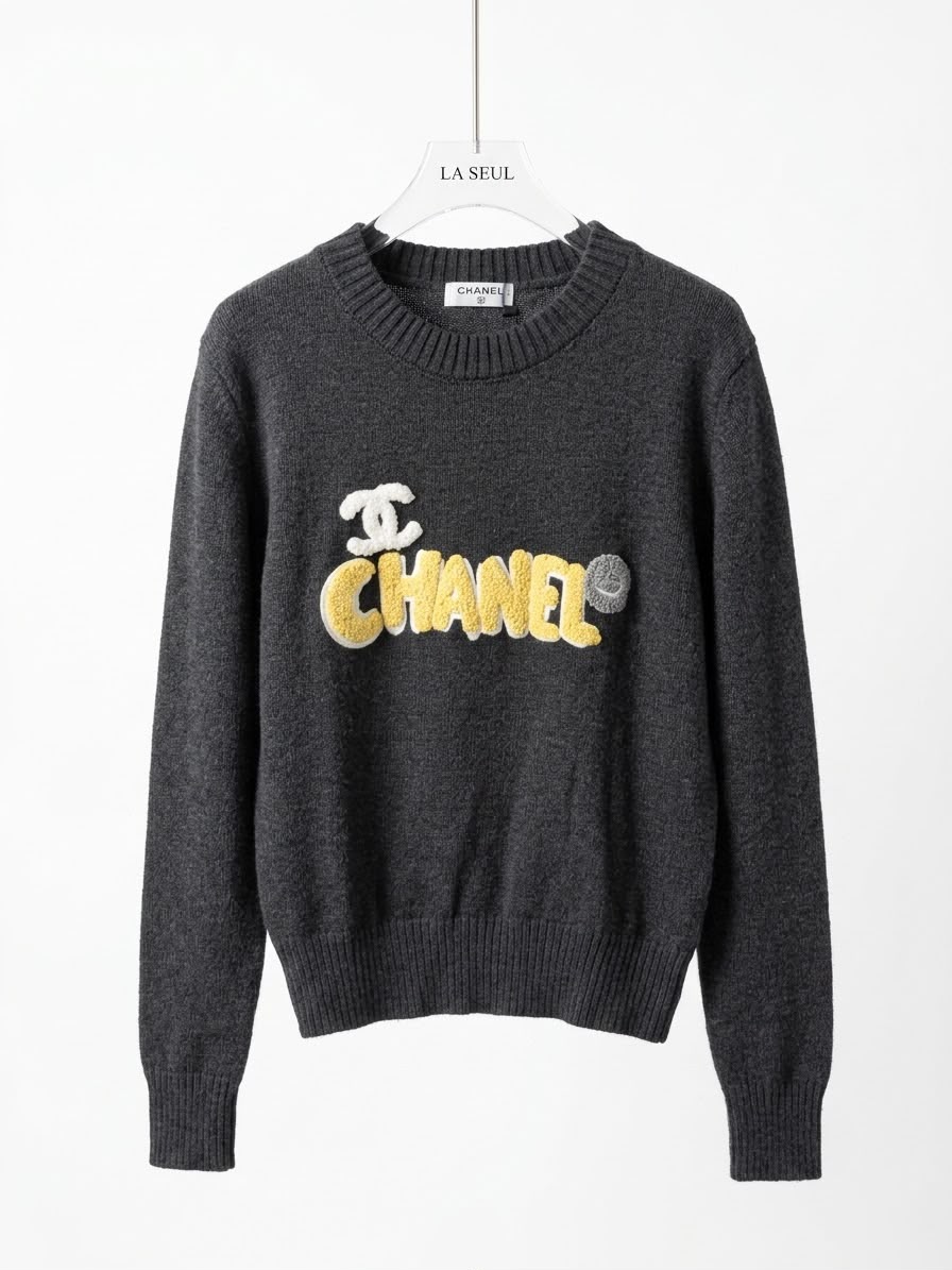 Chanel knit sweater Dark grey with textured yellow and white logo