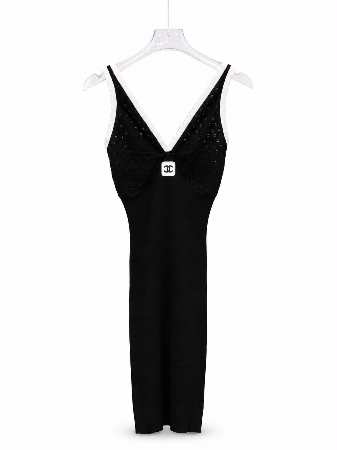 Dress knit fit black& white