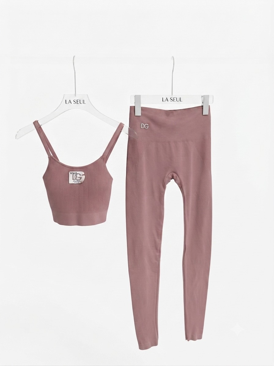 set d&g pink
